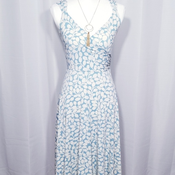Maggy London Dresses & Skirts - Maggy London pattern sleeveless sundress. Size 4